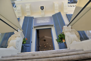 Exterior, Restaurant L'Antidote, Cannes, France | Bown's Best